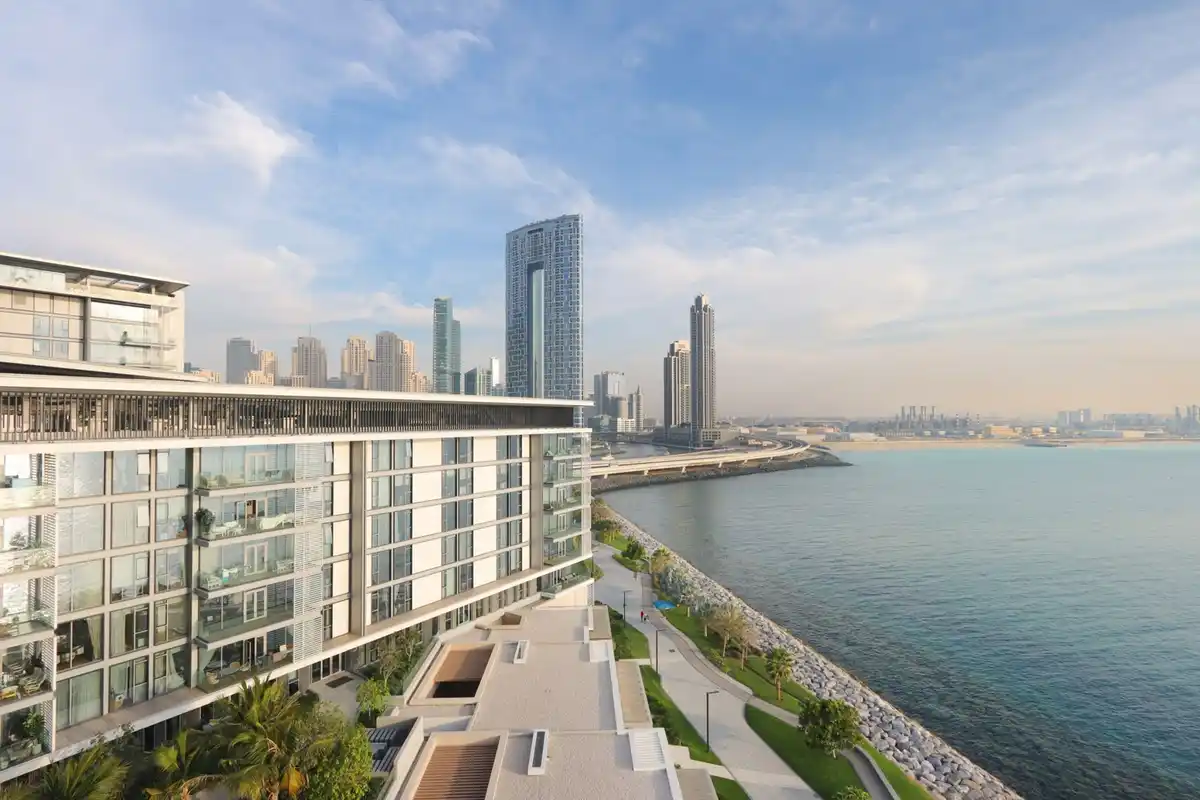 Upgraded 2BR + Maid's Room with Sea View, Dubai