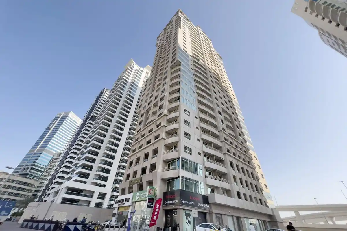 Upgraded 3B with Marina View, Near Promenade, Dubai