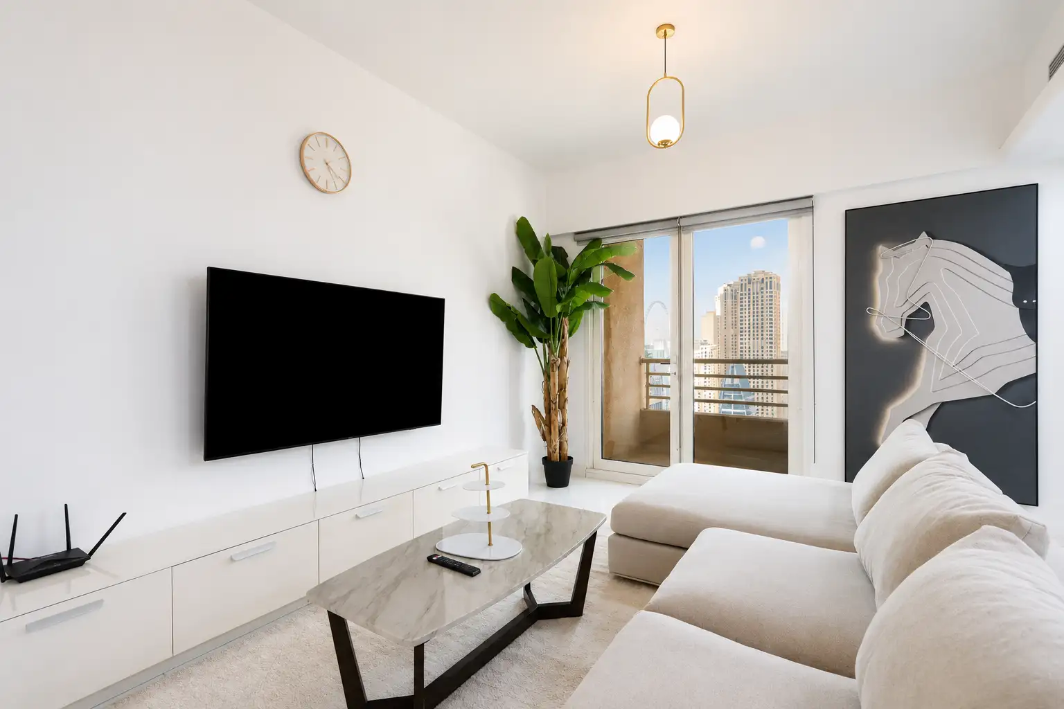 Upgraded 3B with Marina View, Near Promenade, Dubai