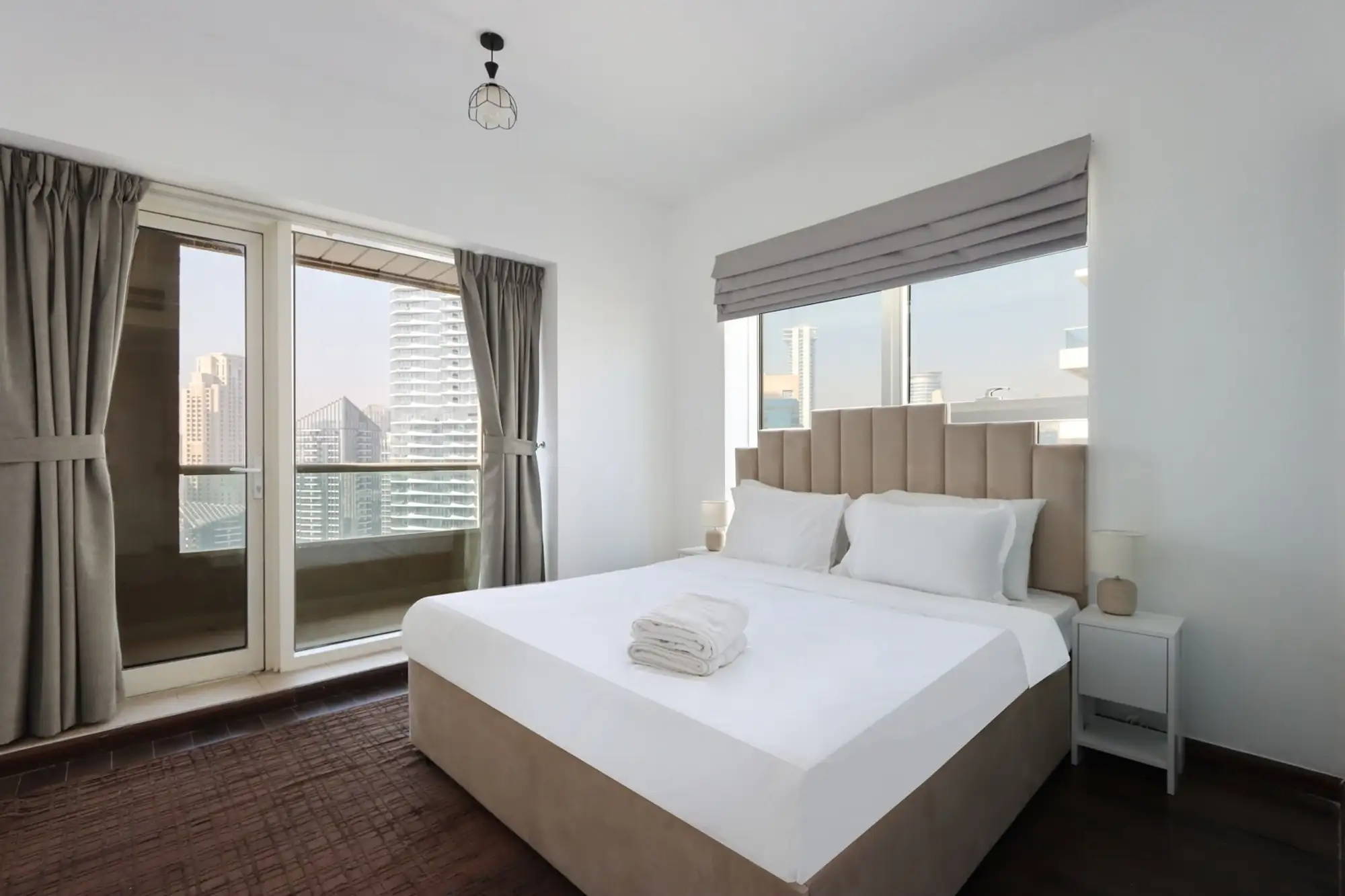 Upgraded 3B with Marina View, Near Promenade, Dubai