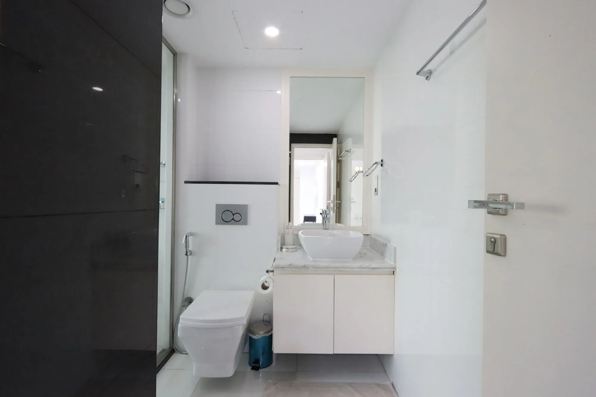 Upgraded 3B with Marina View, Near Promenade, Dubai