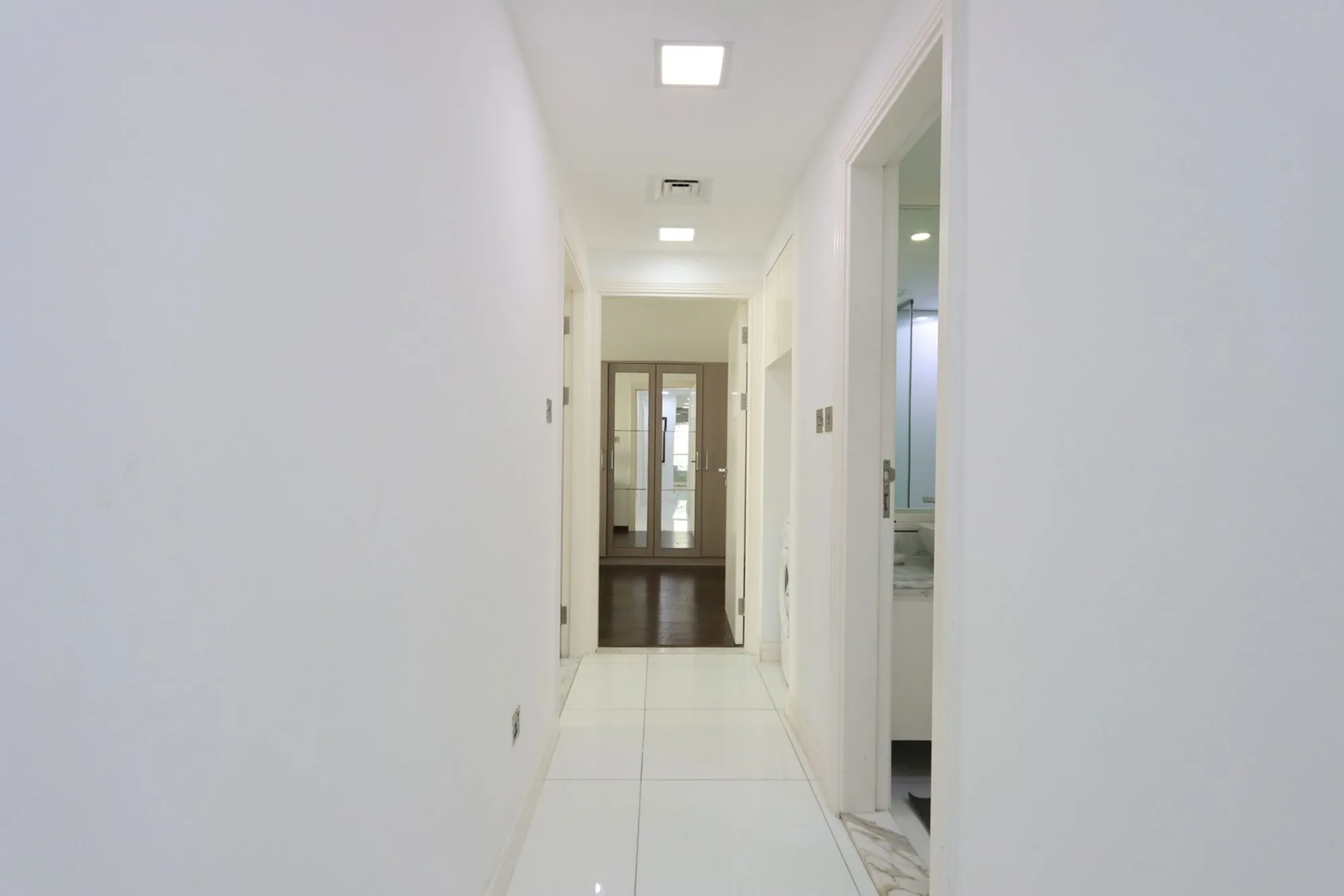 Upgraded 3B with Marina View, Near Promenade, Dubai