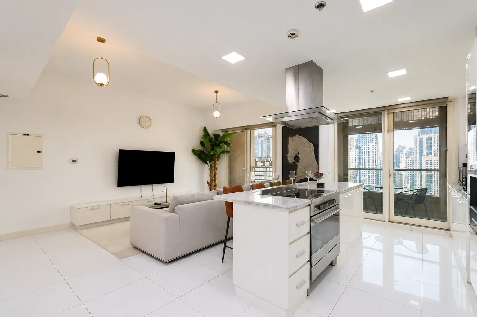 Upgraded 3B with Marina View, Near Promenade, Dubai