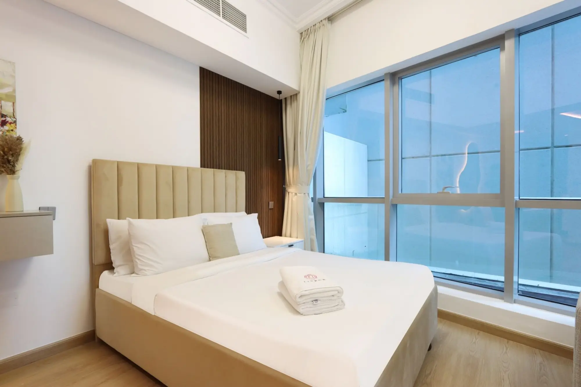 Upgraded Apt, Dubai