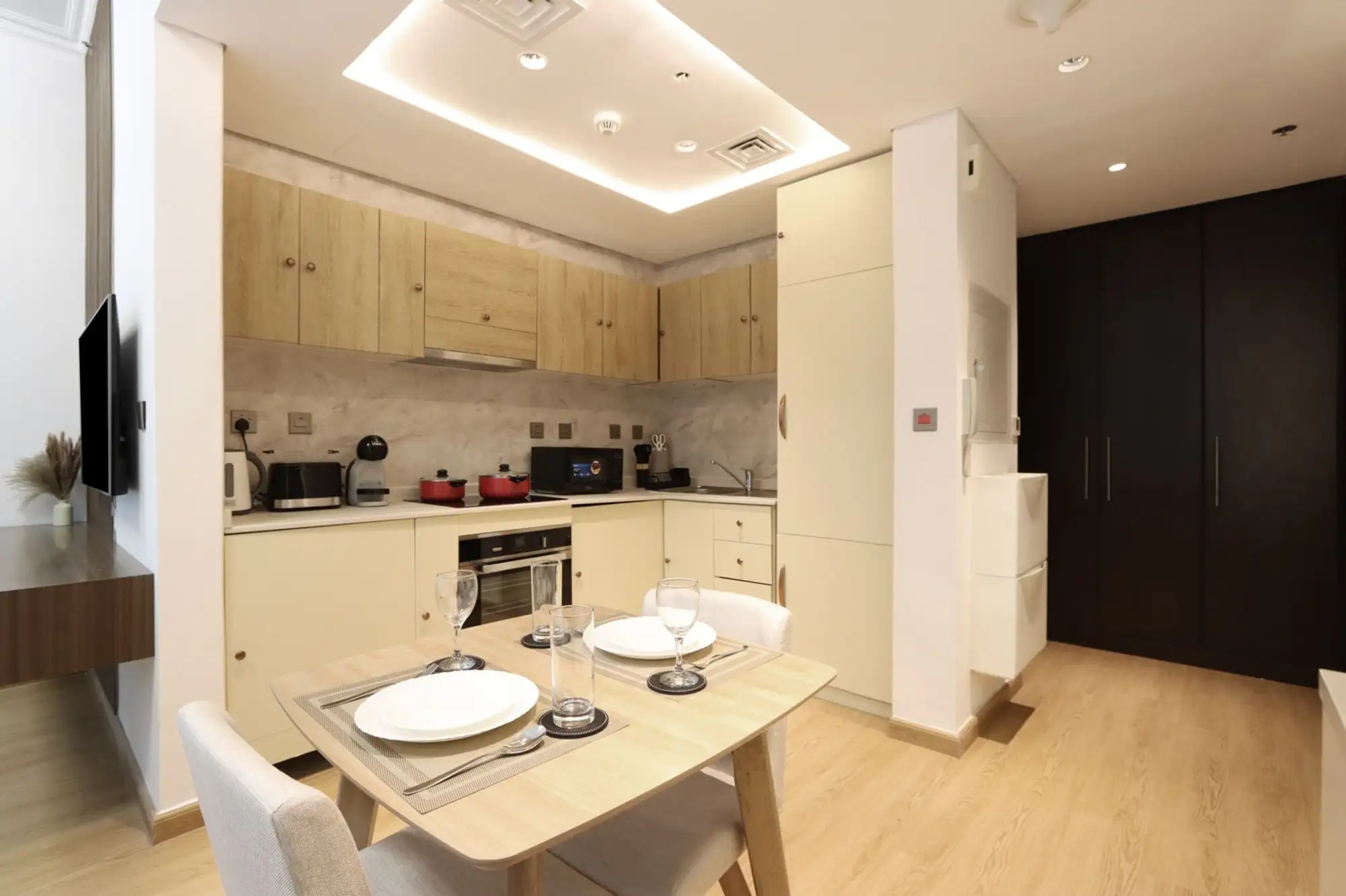 Upgraded Apt, Dubai