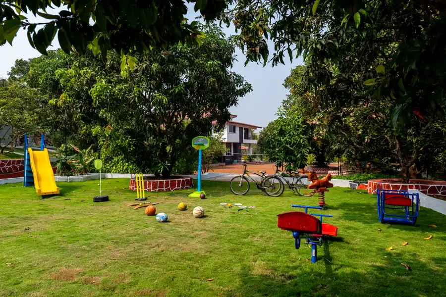 Valdivian Villa, Alibaug