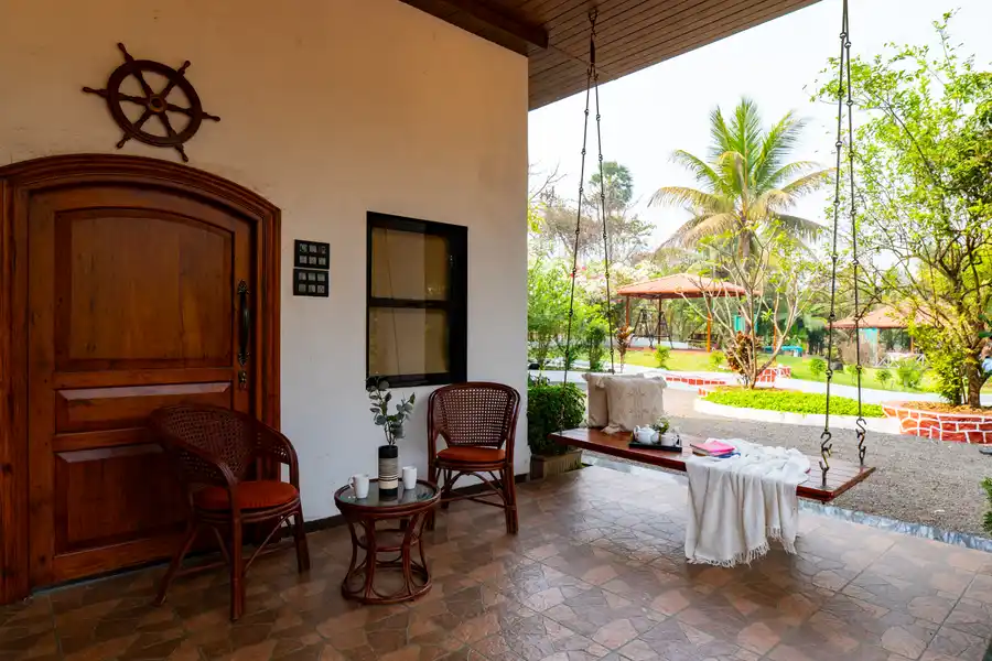 Valdivian Villa, Alibaug