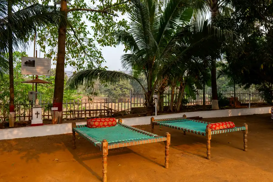 Valdivian Villa, Alibaug