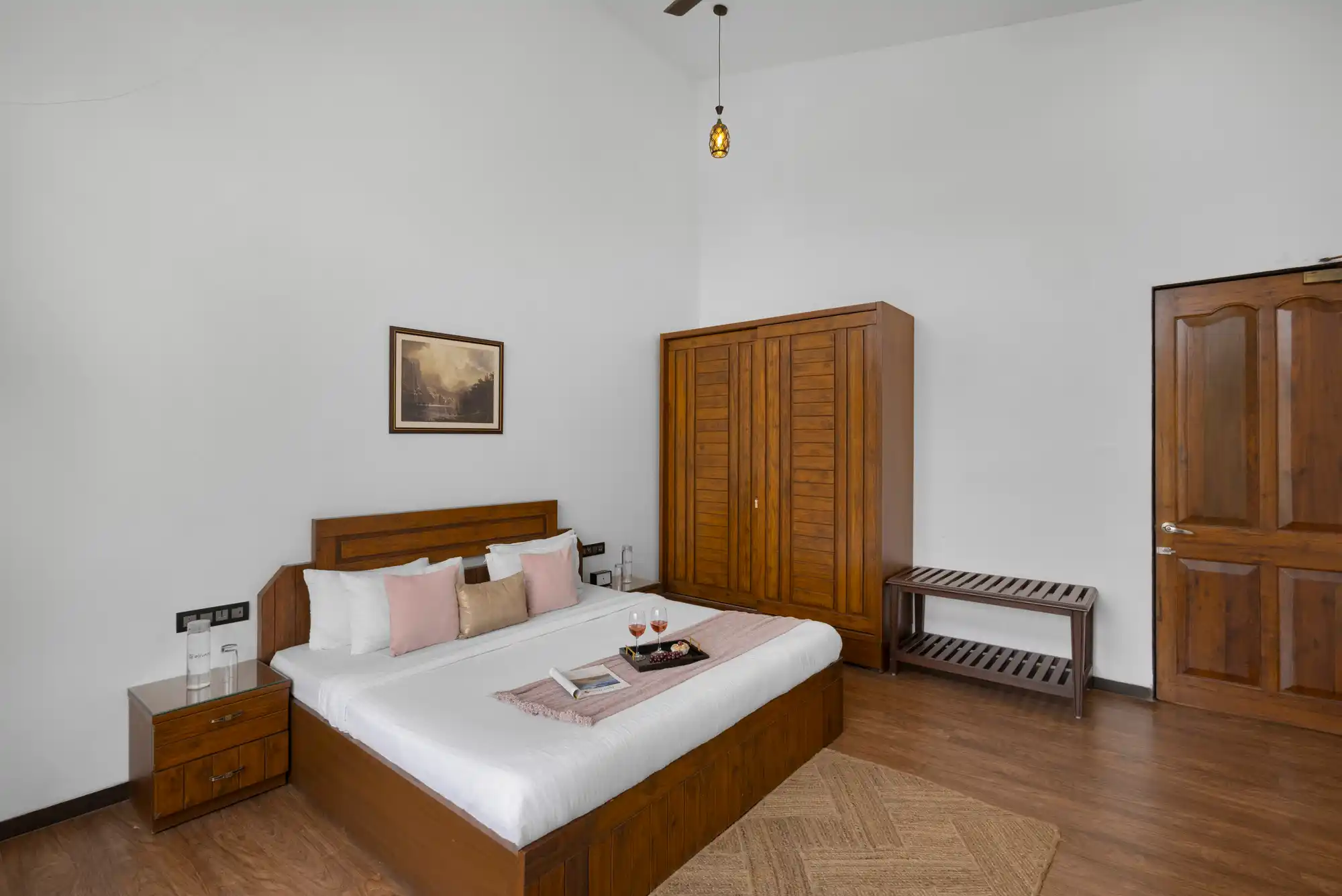 Valdivian Villa, Alibaug