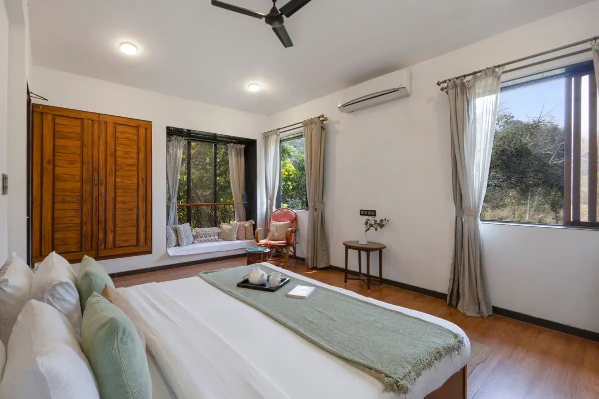 Valdivian Villa, Alibaug