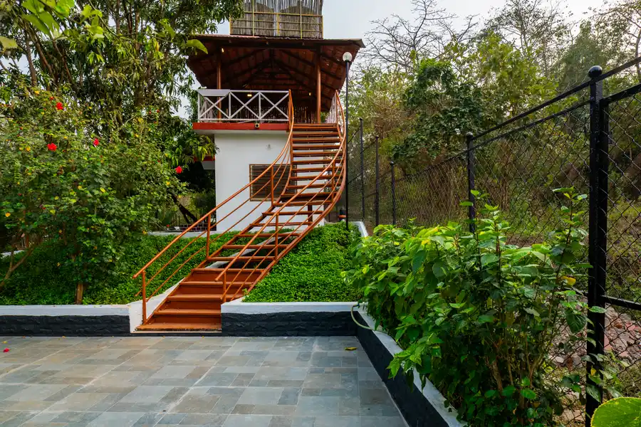 Valdivian Villa, Alibaug