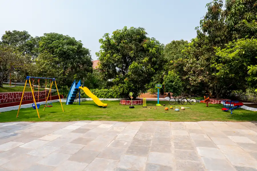 Valdivian Villa, Alibaug
