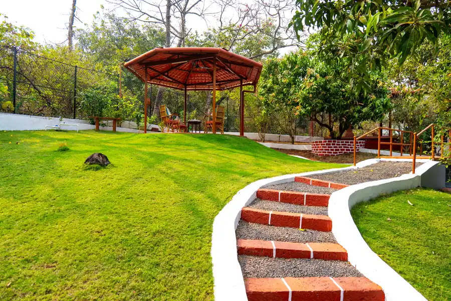 Valdivian Villa, Alibaug