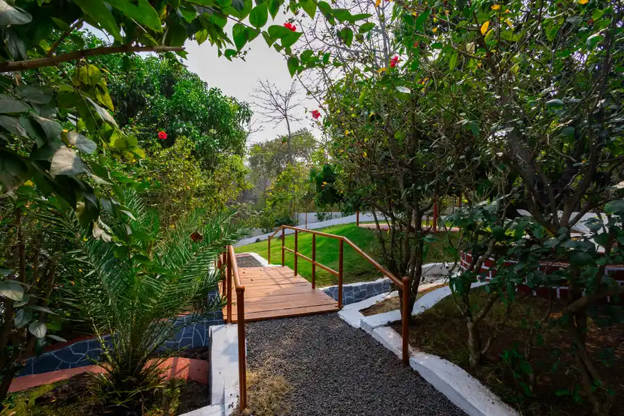 Valdivian Villa, Alibaug