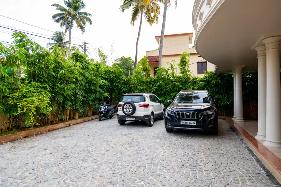 Valiyaveetil Mansion, Kochi