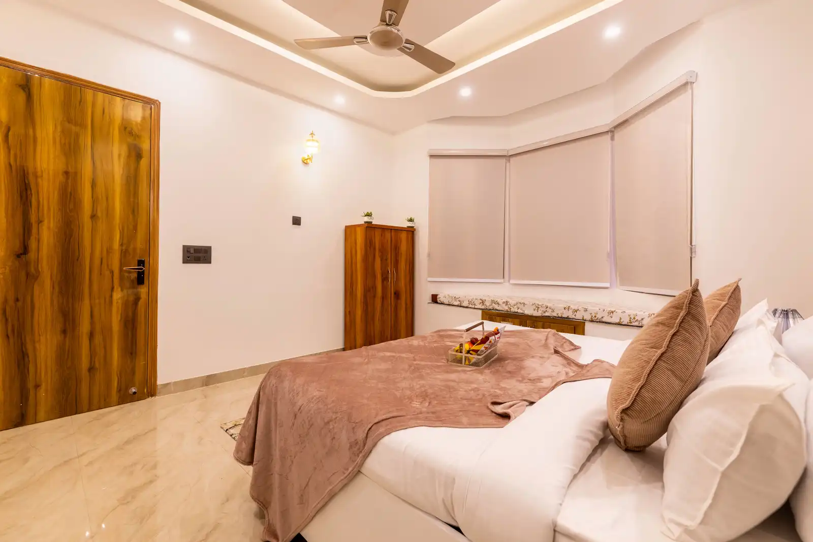 Vedaaz Farms, Delhi NCR
