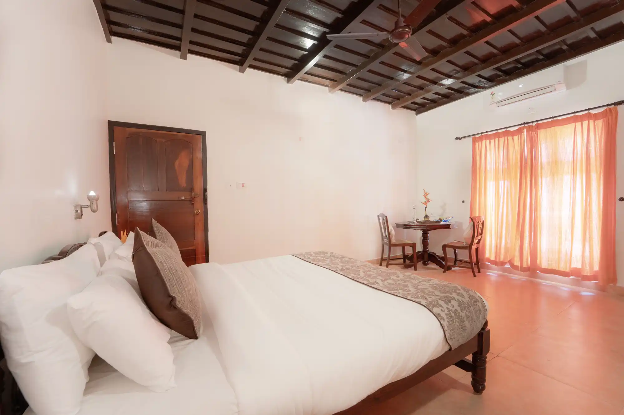 Vembanad House, Alappuzha