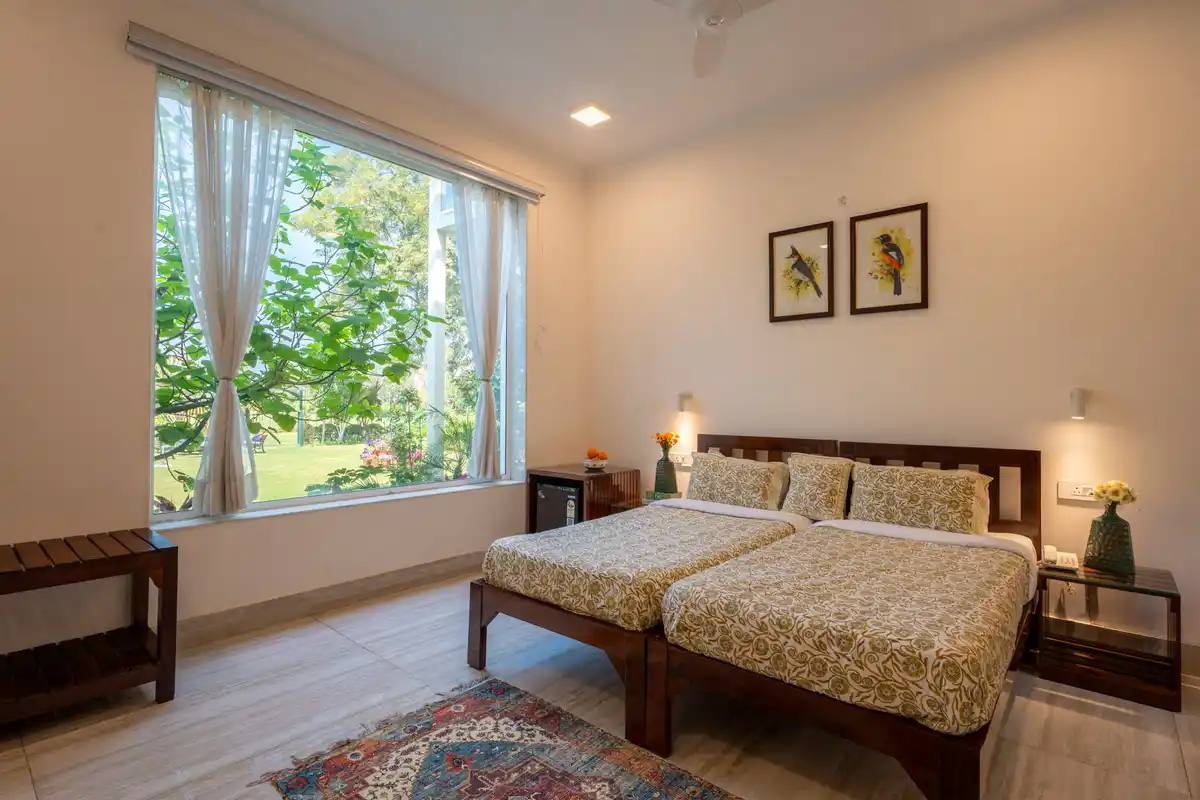 Verdant Acres, Agra