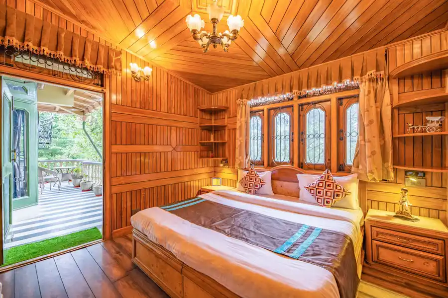Villa 360, Nainital