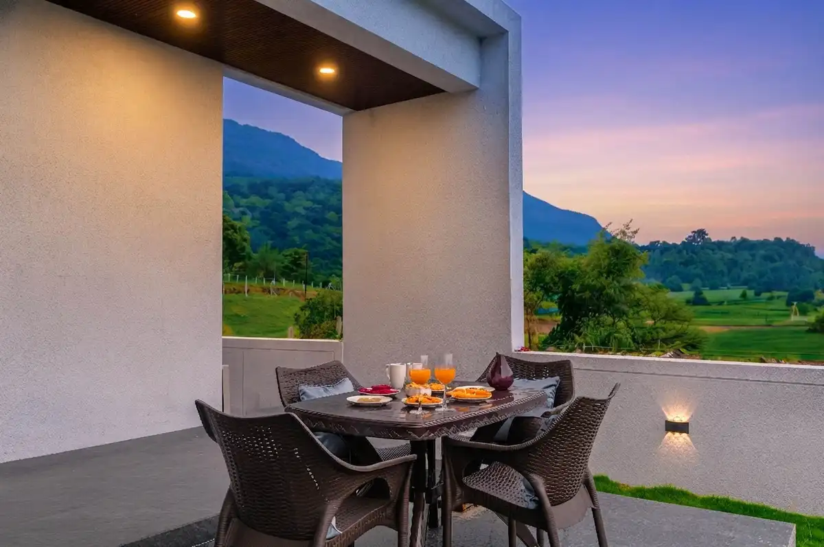 Villa 9 Squares, Karjat