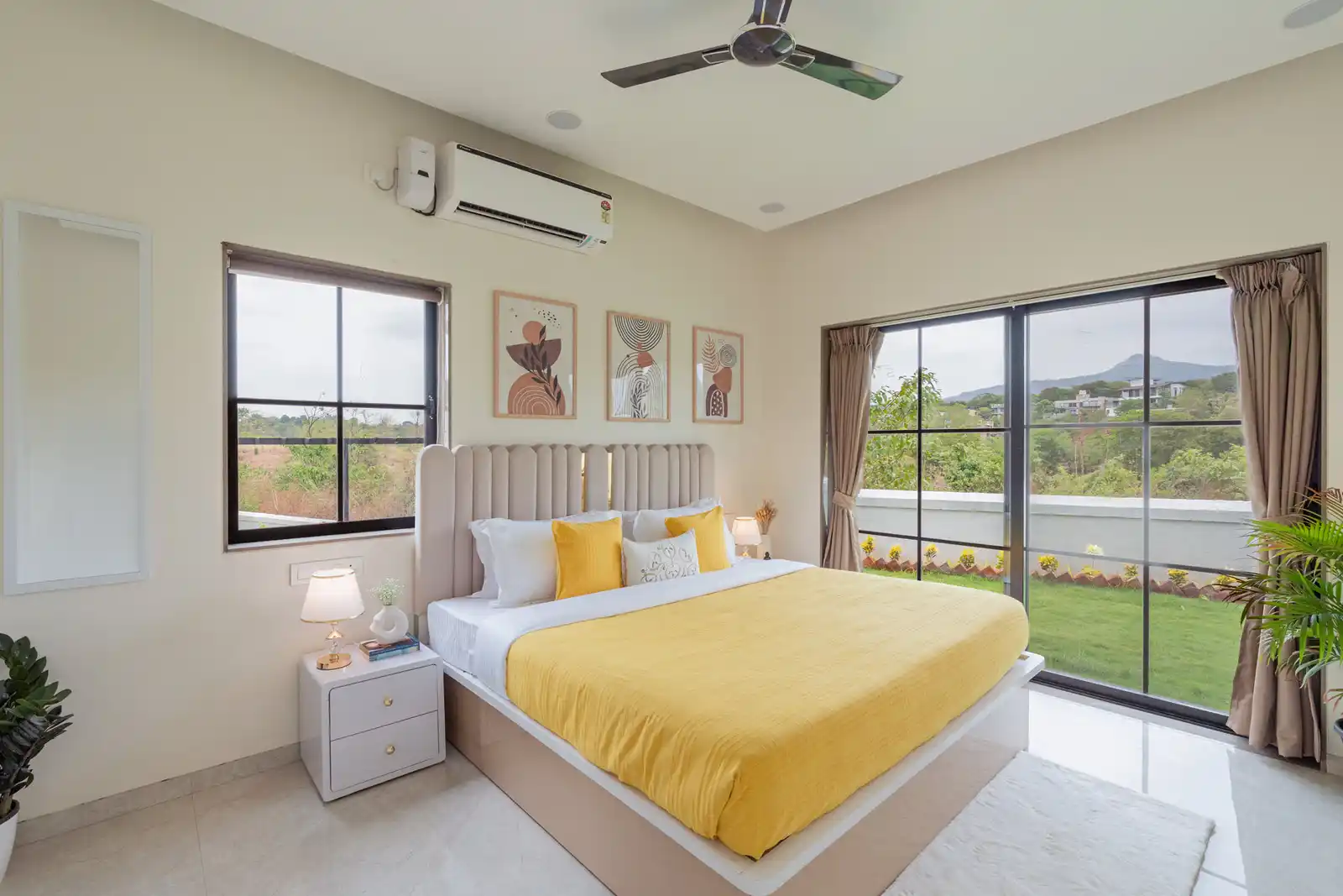 Villa Alpenglow, Karjat