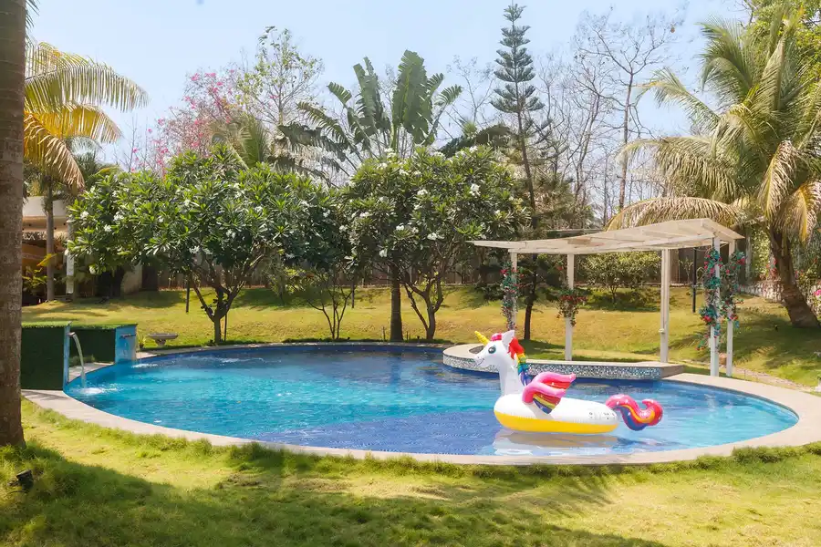 Villa Capri, Alibaug