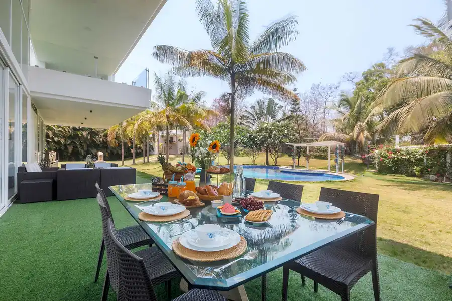 Villa Capri, Alibaug