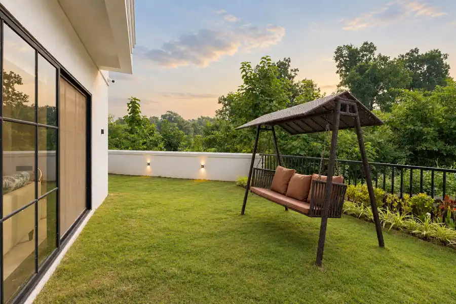 Villa Cornerfront, Karjat