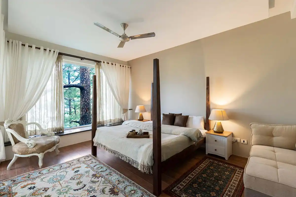 Villa in the Mist- Near Kainchi Dham, Nainital