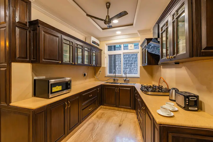 Villa Montierra W/ Private Pool & Breakfast, Kasauli