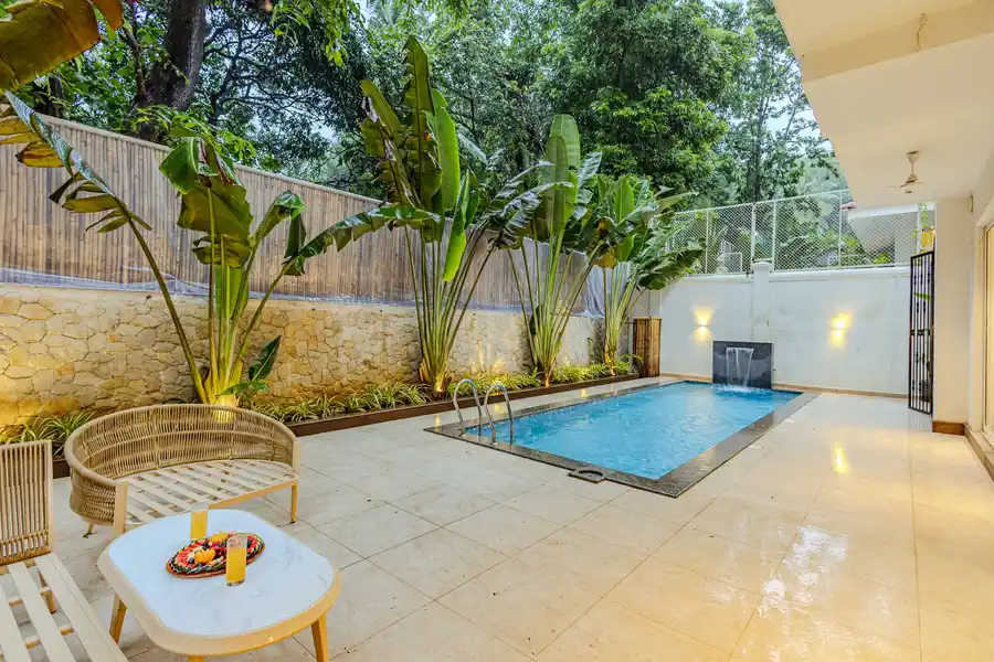 Villa Nava – Luxury Escape w/ Heated Pool & Bathtub - Assagao, North Goa