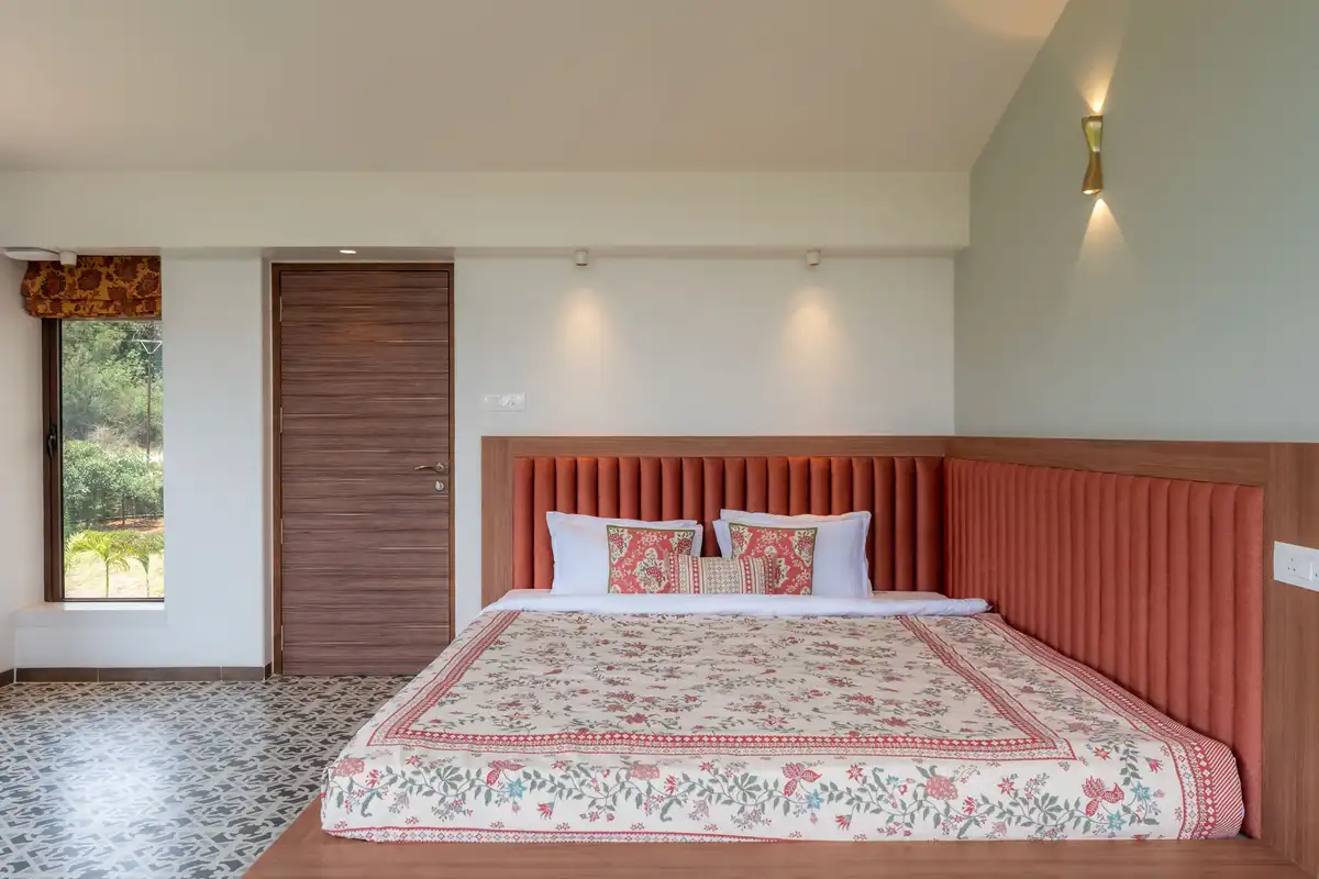 Villa Rouge, Lonavala