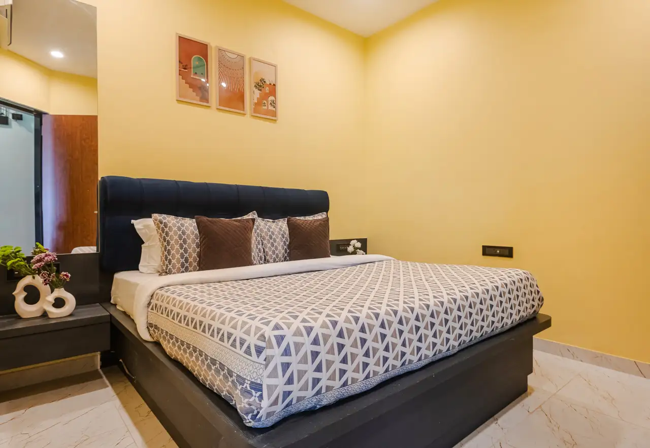 Villa Vivaans, Lonavala
