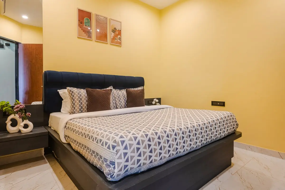 Villa Vivaans, Lonavala