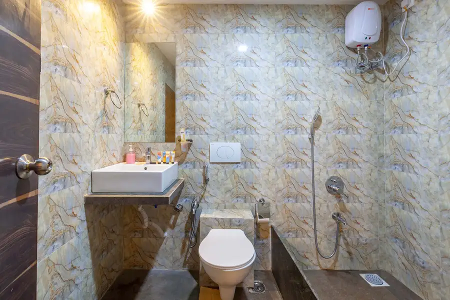Vine & Splash, Karjat