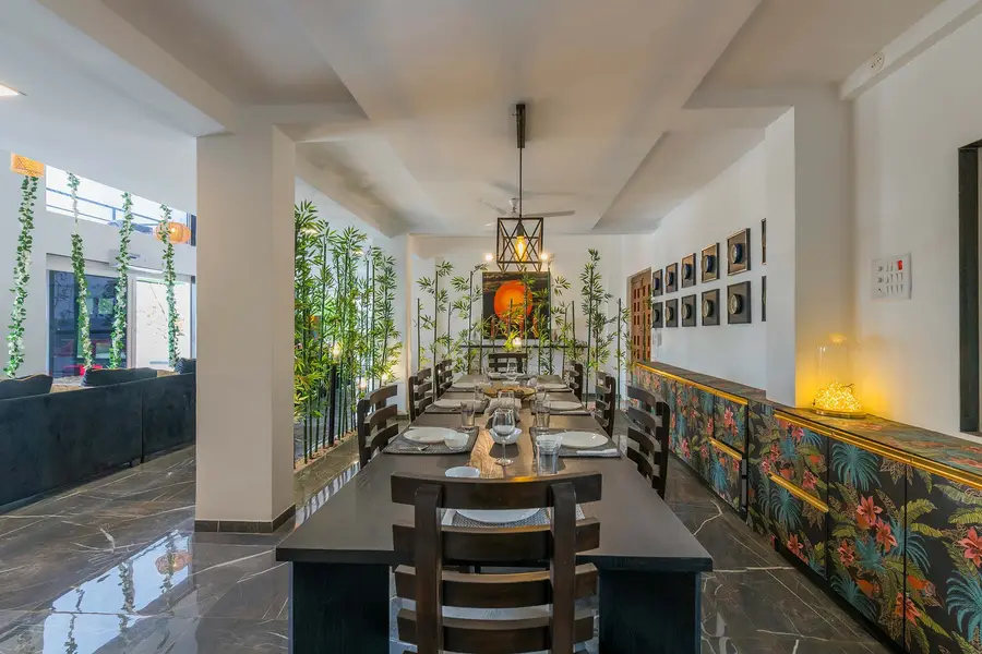 Vine & Splash, Karjat
