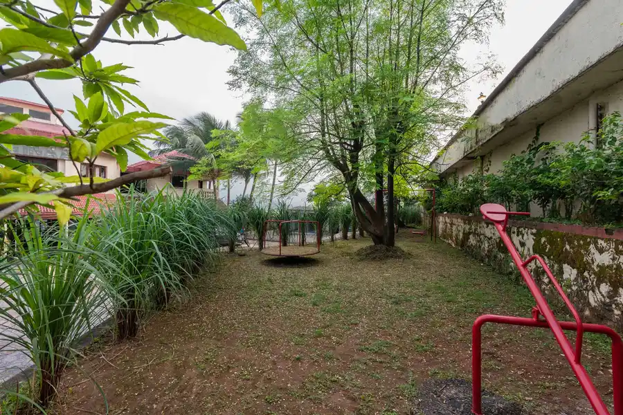 Vista Dazzle, Karjat