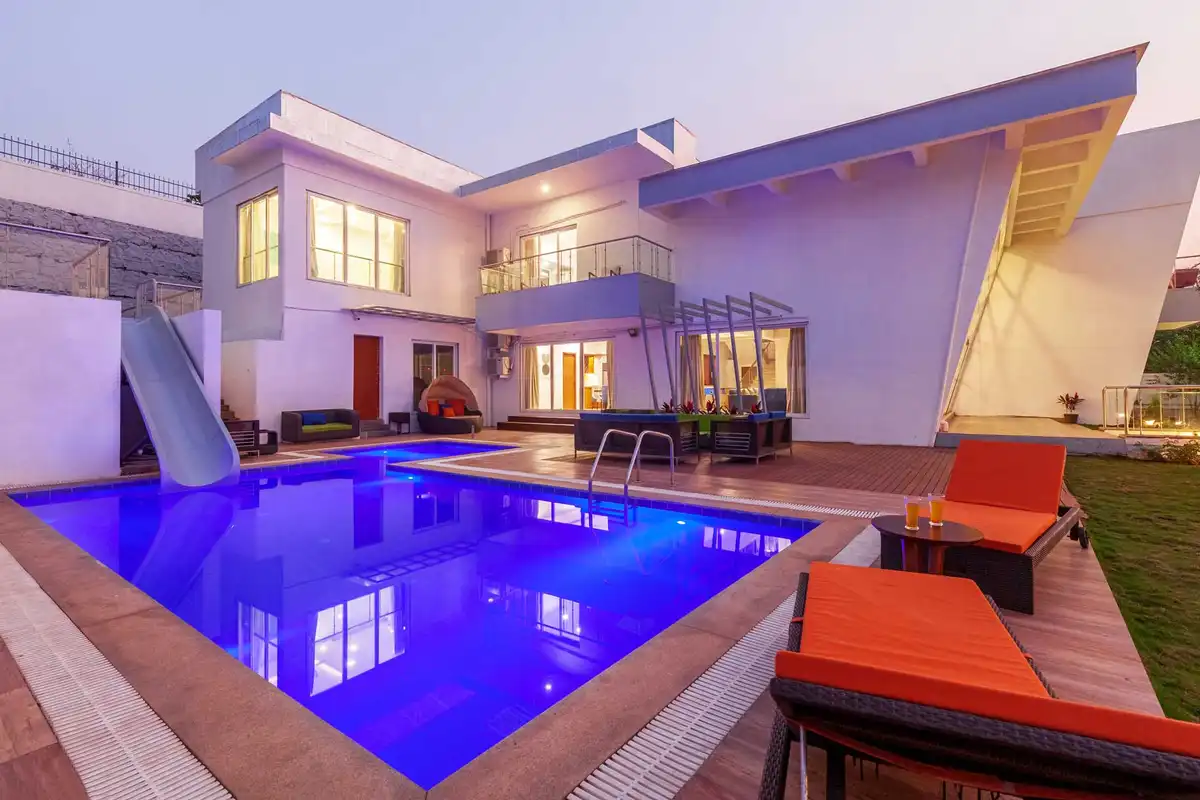 Vista White Pebbles Villa, Lonavala
