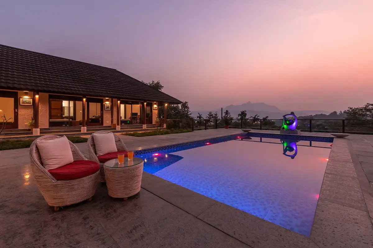 Vyoman, Lonavala