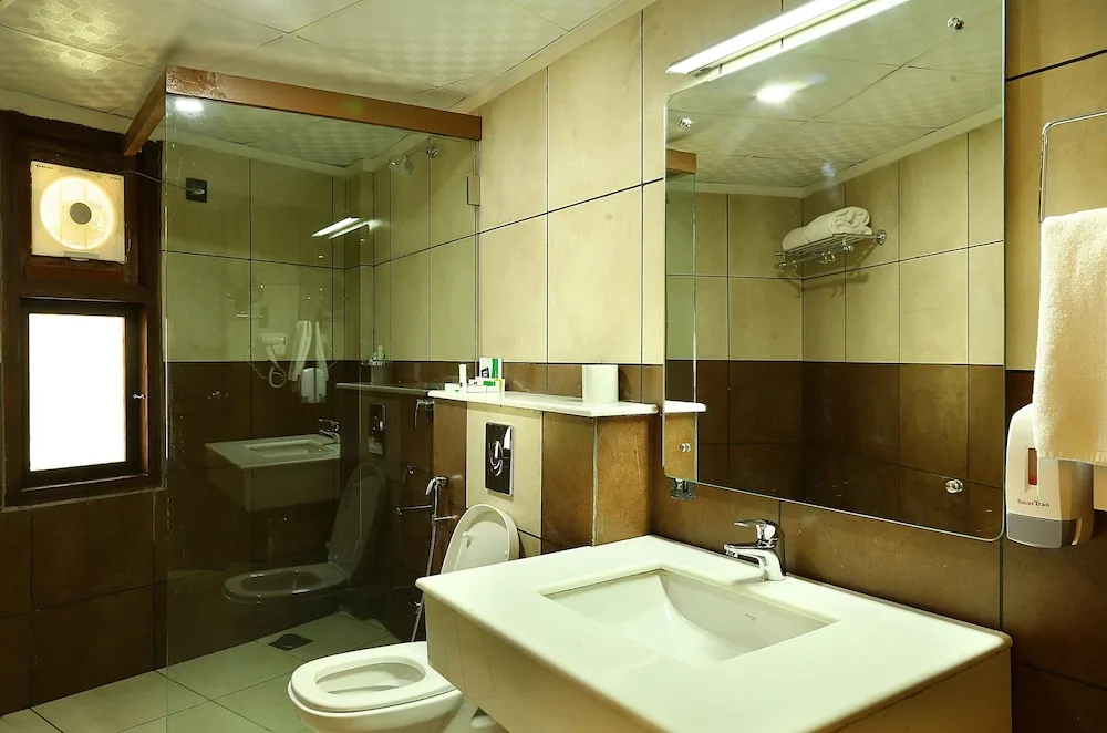Vythiri Village Bathroom