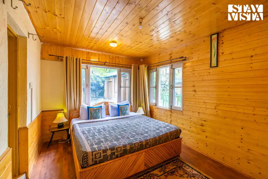 Walnut House, Pahalgam