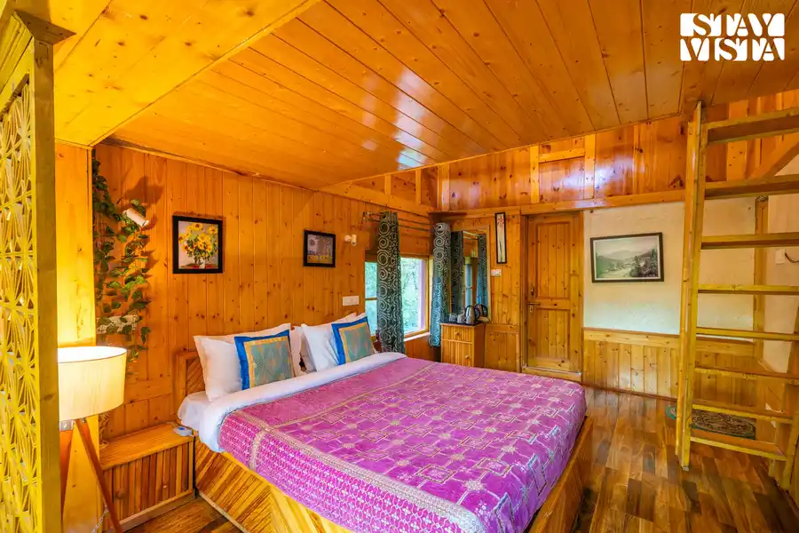Walnut House, Pahalgam