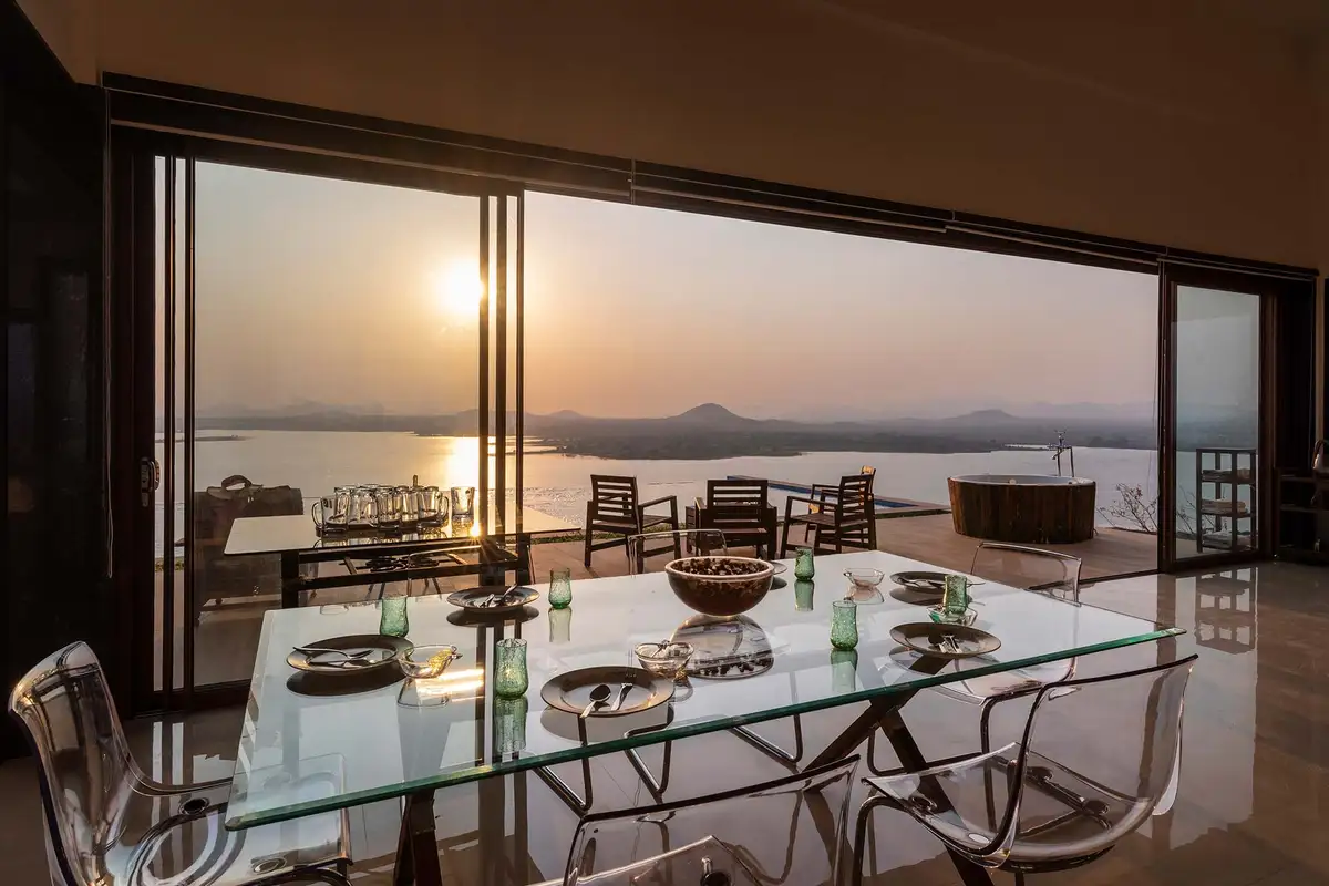 Warmth @ Sunset On The Lake, Igatpuri