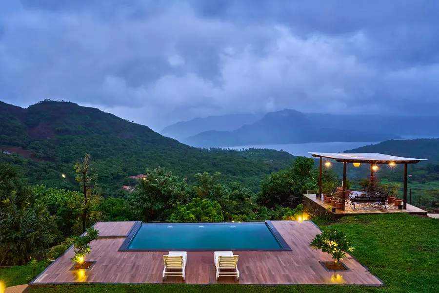 Waterfront Villa, Pune