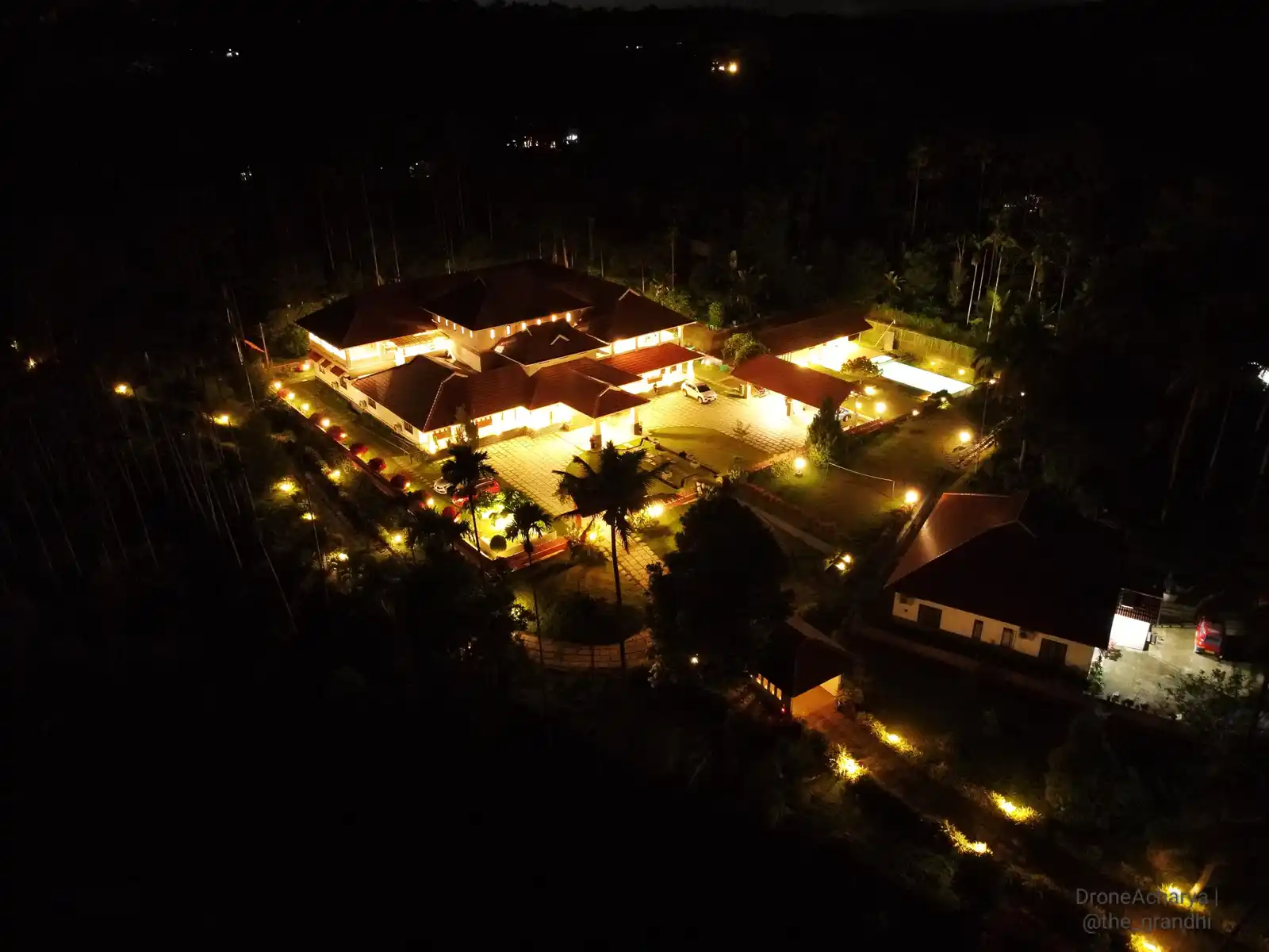 Wayanad Mace Mansion Facade