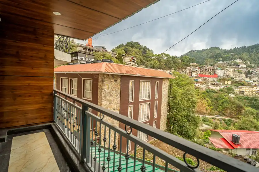Winterfell Stays Premium Nest with Balcony View