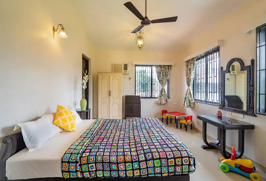 Woodstone Villa w/ Private Pool, Lonavala