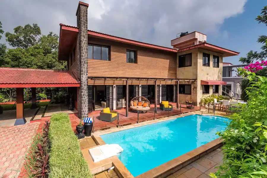 Woodstone Villa w/ Private Pool, Lonavala