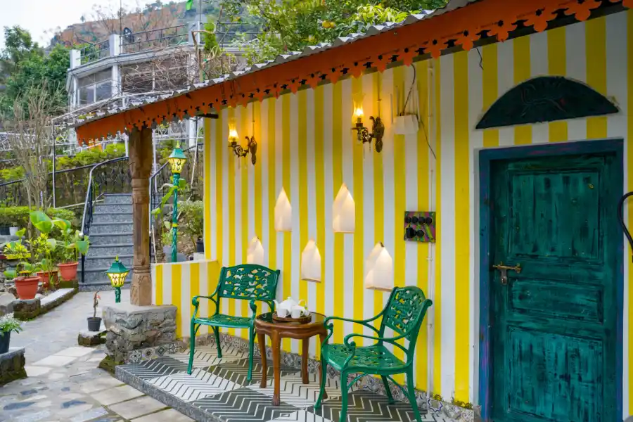 Zephyr Bliss, Mussoorie