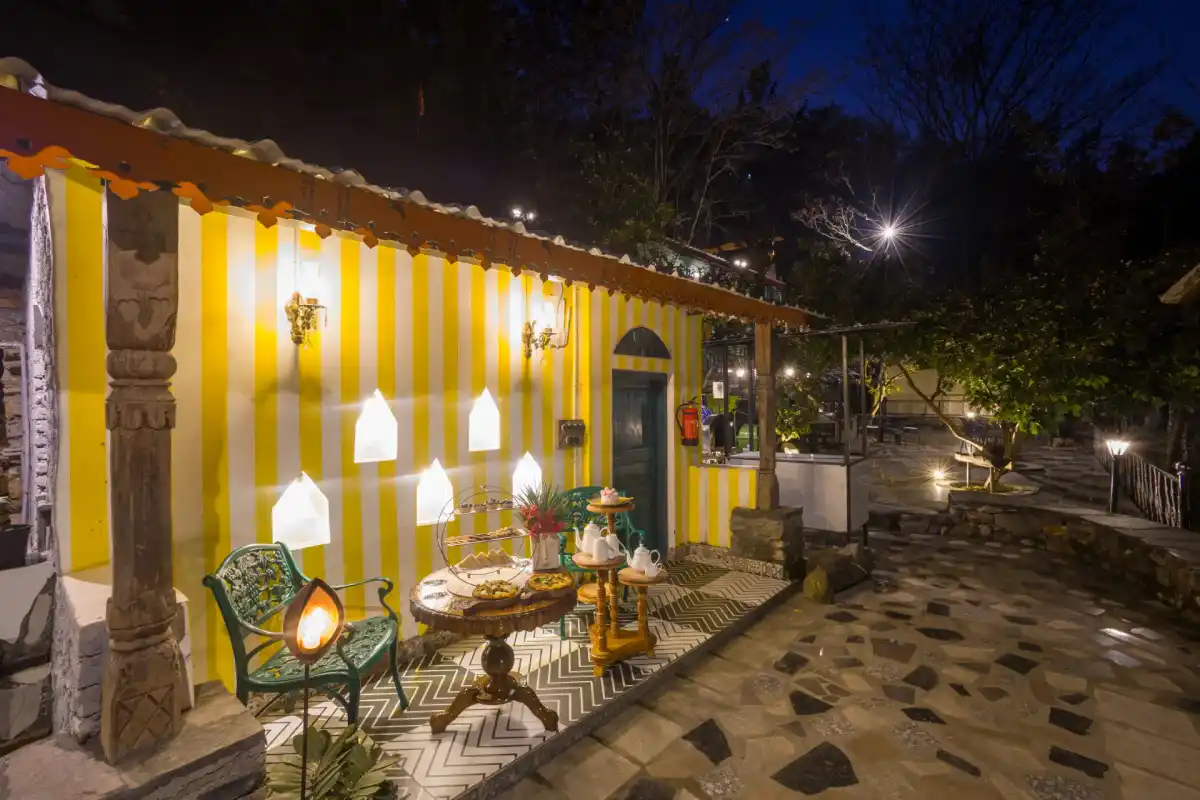 Zephyr Classic Hut, Mussoorie